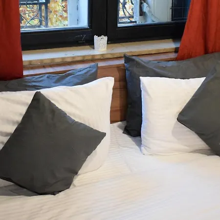 M - Square Private Aparthotel *