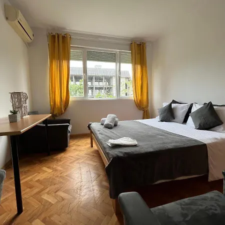 Aparthotel M - Square Private